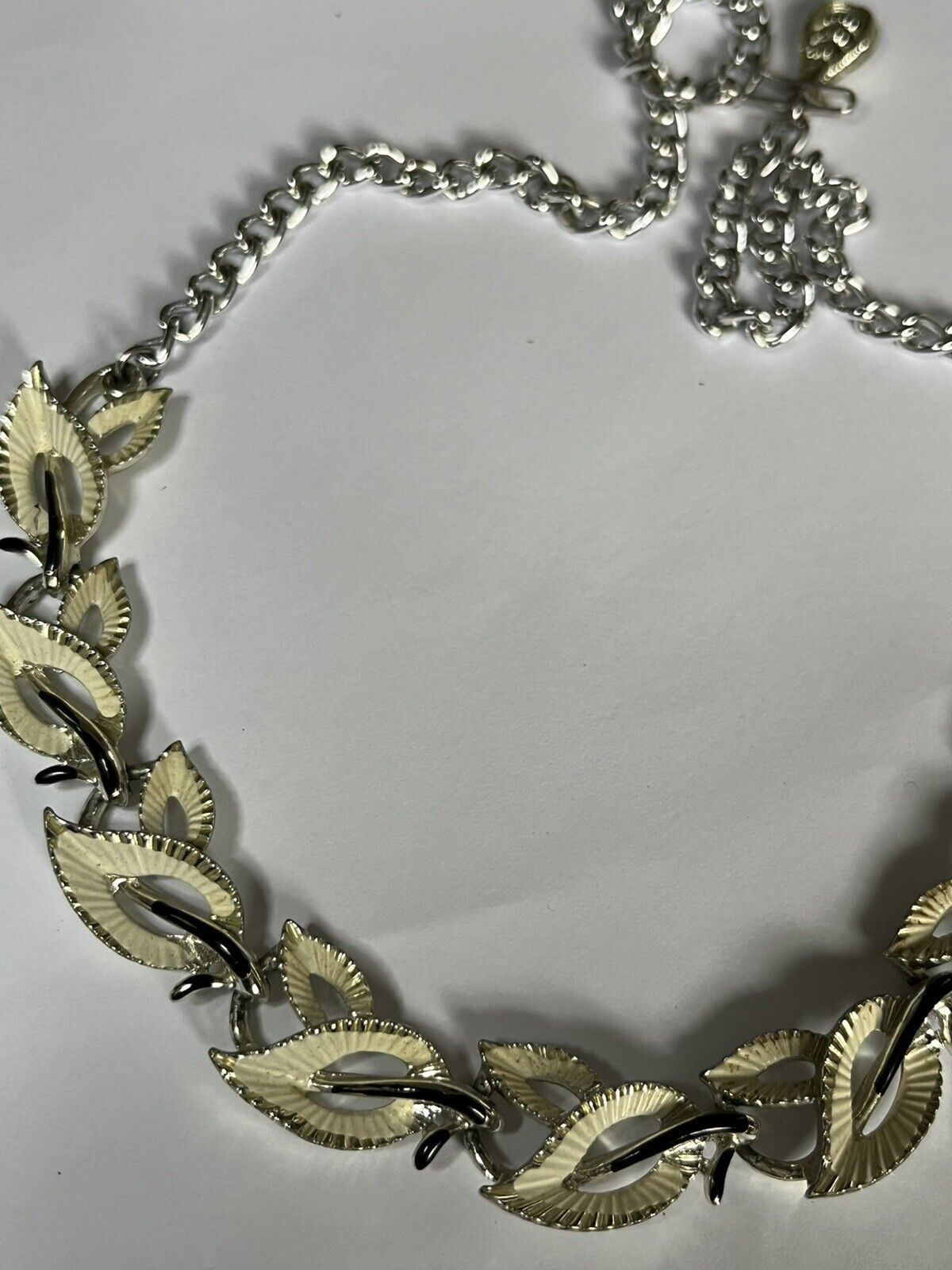 Vintage Silver Tone Cream Black Enamel Signed Leaves Necklace