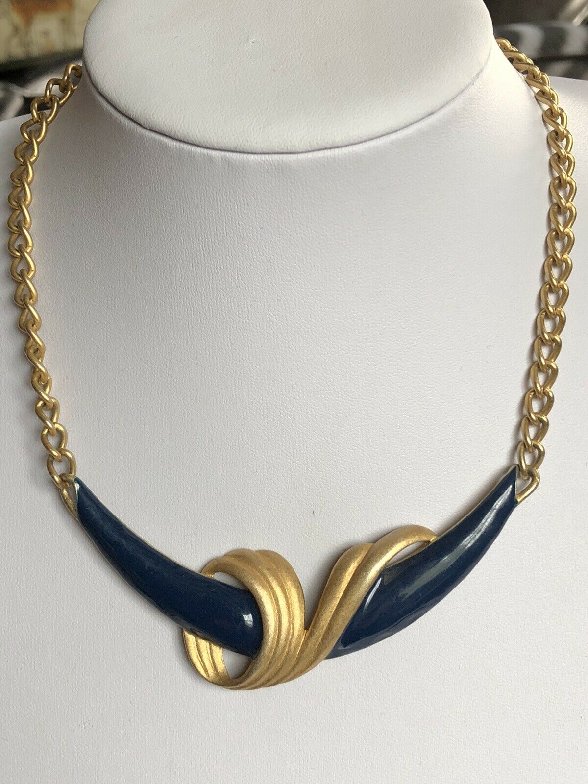 Vintage Matt Gold Tone Blue Enamel Stylised Necklace