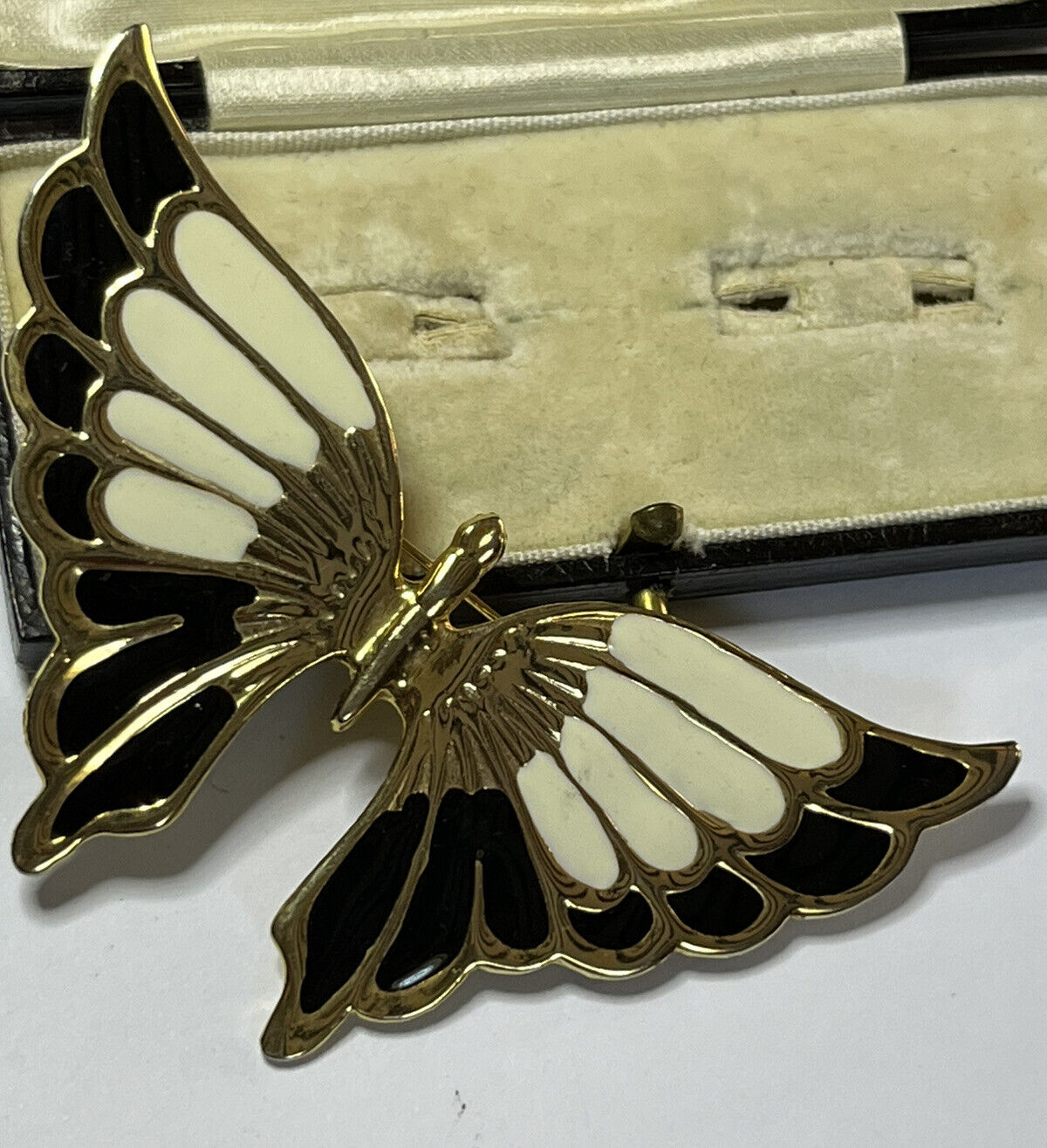 Vintage Gold Tone Enamel Black Cream Large Butterfly Brooch