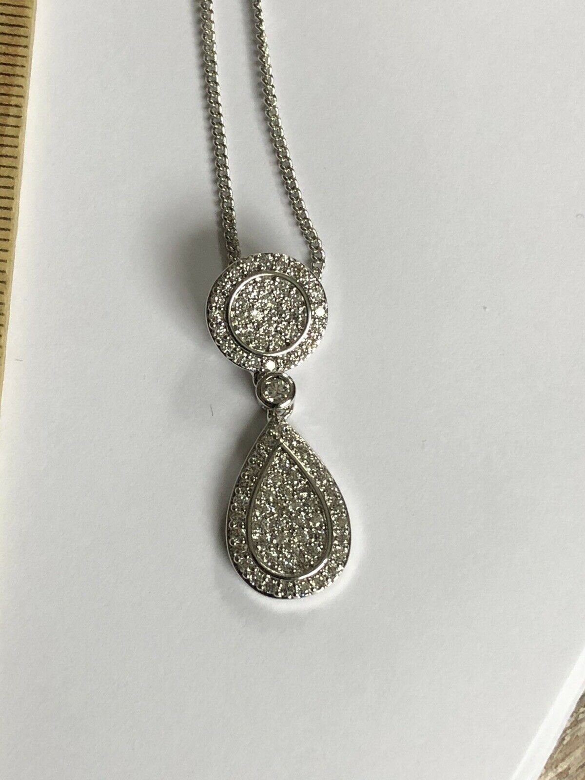 Vintage 1980s Rhodium Plated Detailed Diamanté  Necklace