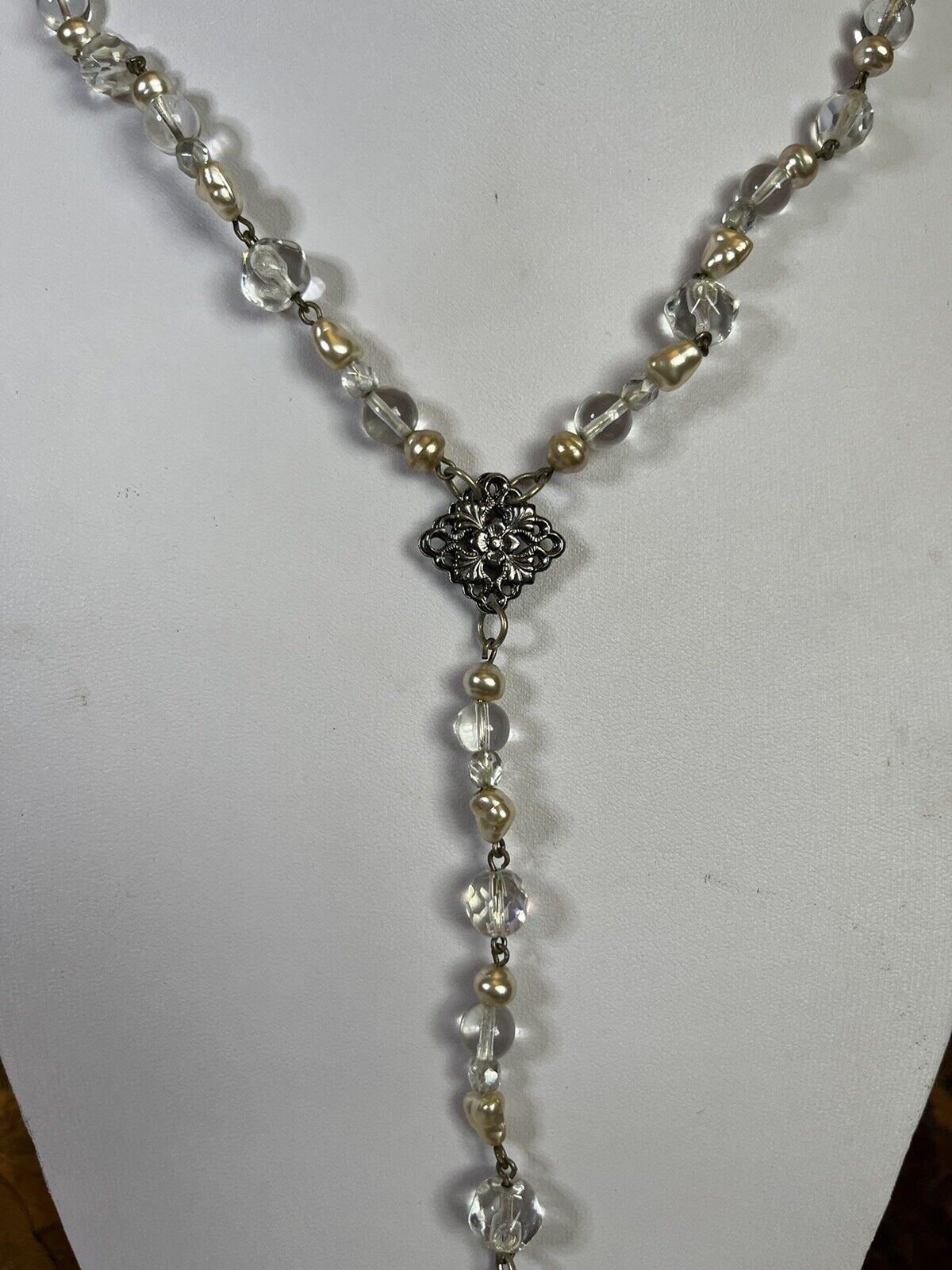 Vintage Silver Tone Faux Pearl Beaded Necklace