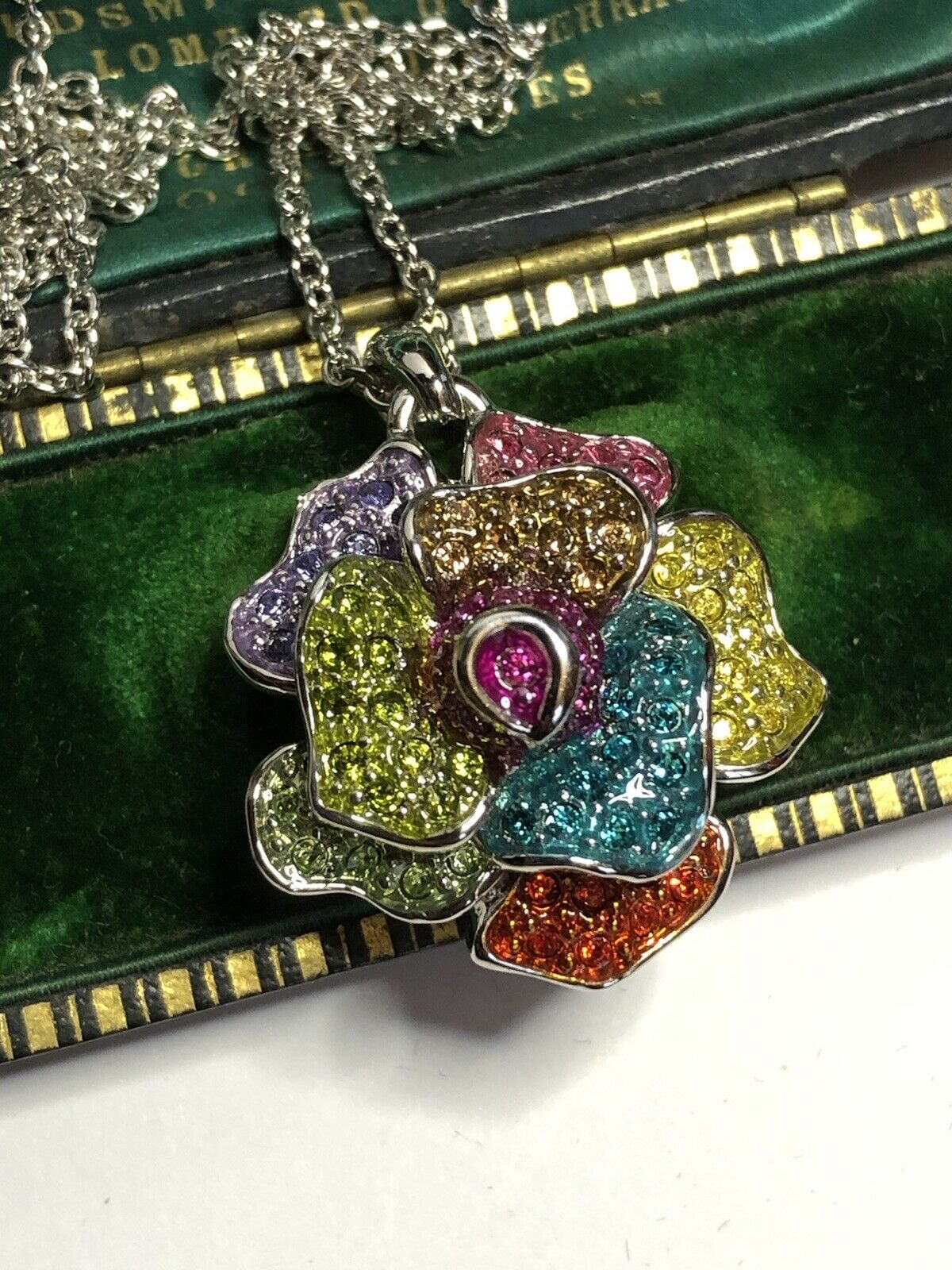 Vintage Signed 1980s Rhodium Multicoloured Crystal Detailed Flower Necklace