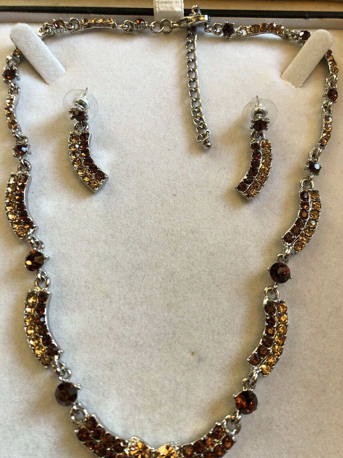 Vintage Silver Tone Burnt Orange Diamanté Necklace And Earring Set