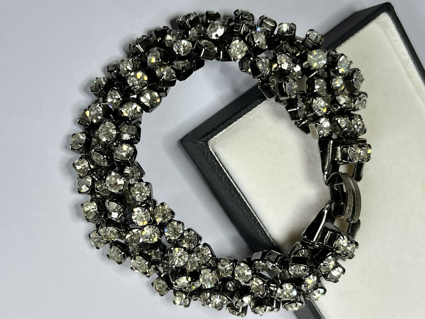 Vintage Silver Tone Diamanté Cluster Style Bracelet