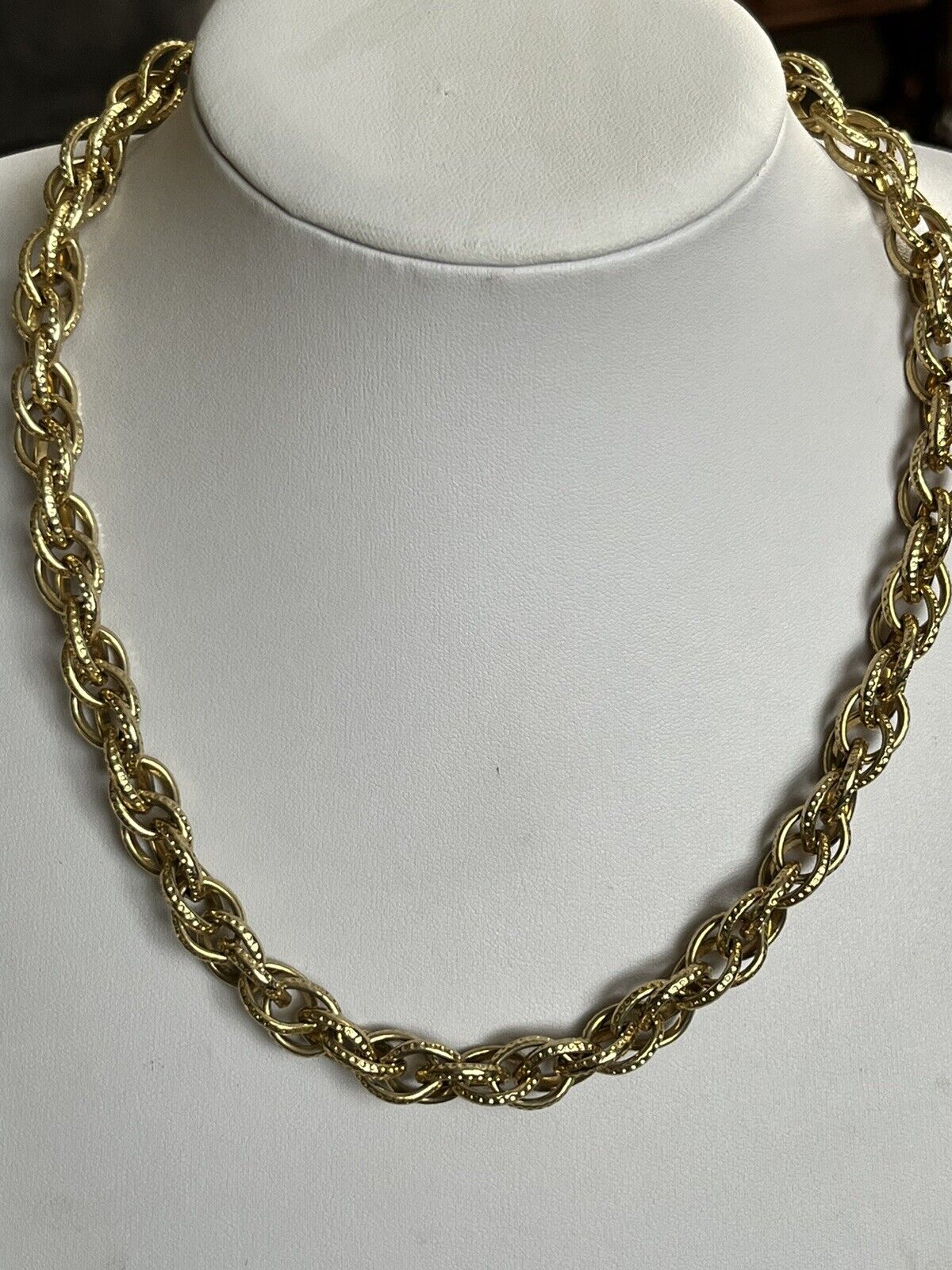 Vintage Gold Tone Chunky Chain Necklace