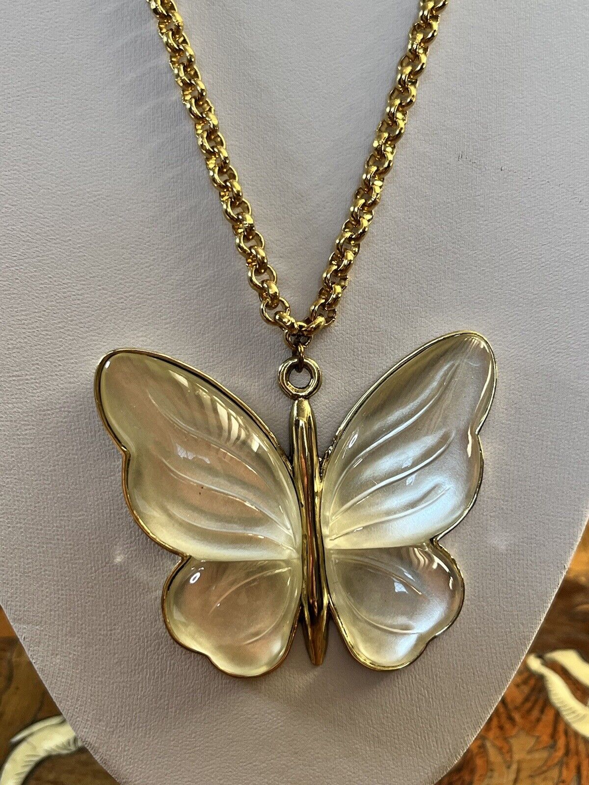 Vintage Gold Tone Pearlised Statement Butterfly Pendant Necklace