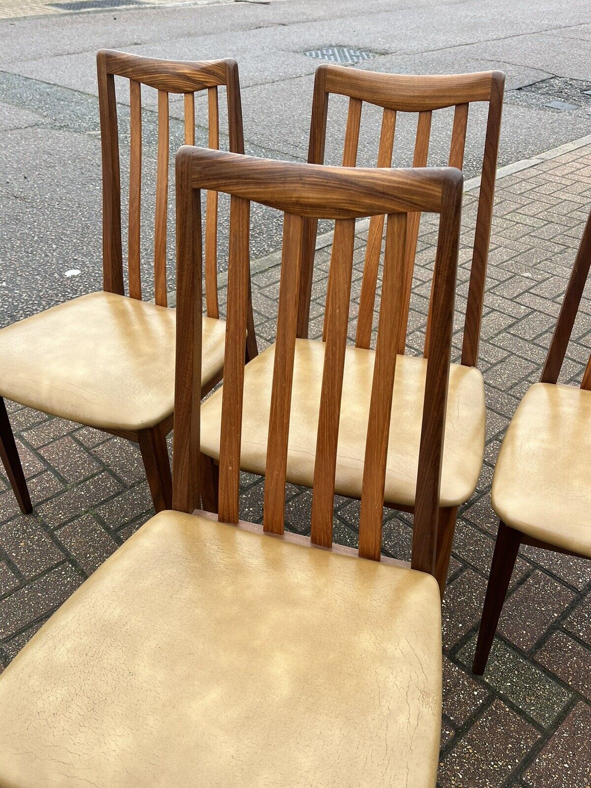 Mid Century G-Plan Extending Dining Table & Chairs